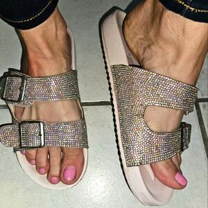 I am selling two pairs of madden girl bedazled, flip flops, I did not make them.